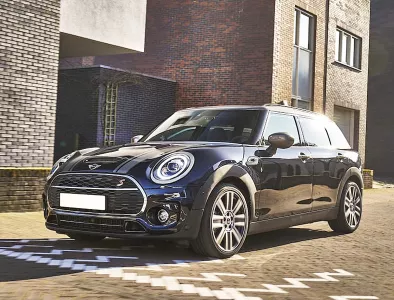 THAY KÍNH XE Mini Clubman tận nơi Giá rẻ
